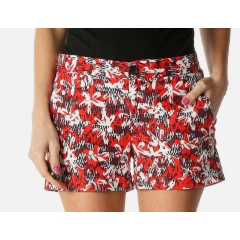 Banana Republic Hampton Fit Shorts Womens 4 Red White Navy Abstract Floral Ikat